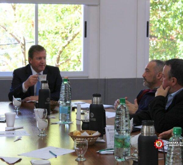 Reunión entre la Cámara de Comercio e Industria y el secretario de Prensa de la Presidencia de la Nación, Eduardo Serenellini.