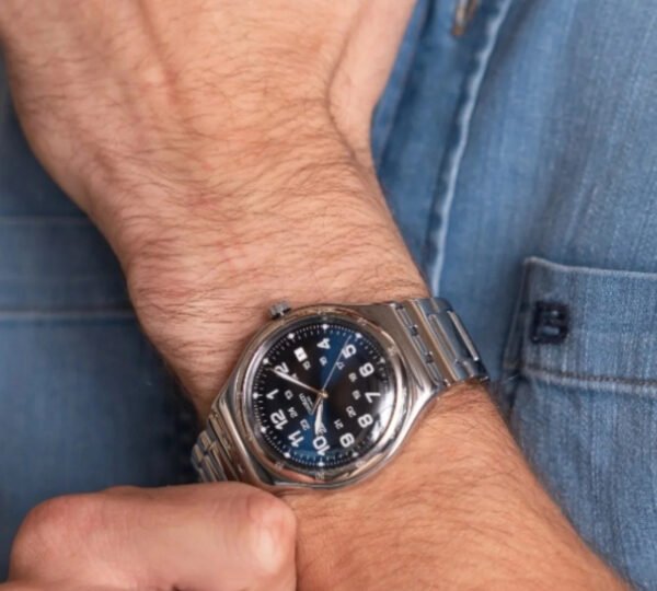 Joyería moderna y relojería con estilo